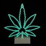 Neon Lamp Cannabis Leaf